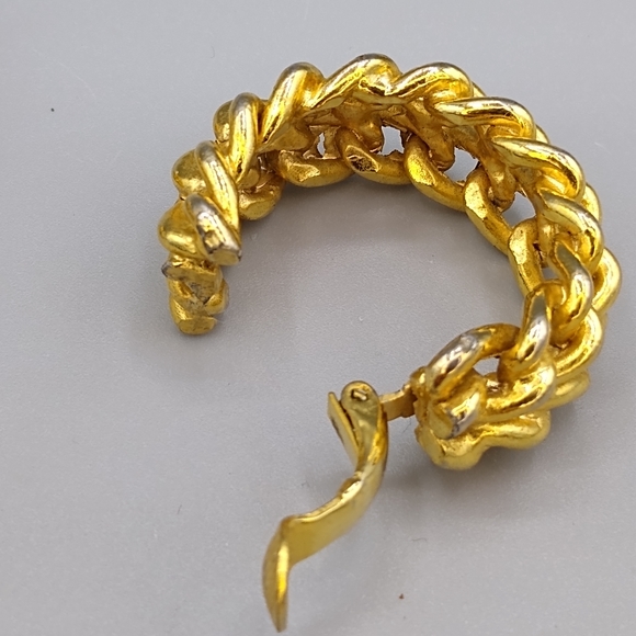 Gold tone Braided Hoop Knitted Woven Twisted Link Clip on Earrings Vintage - Picture 5 of 12